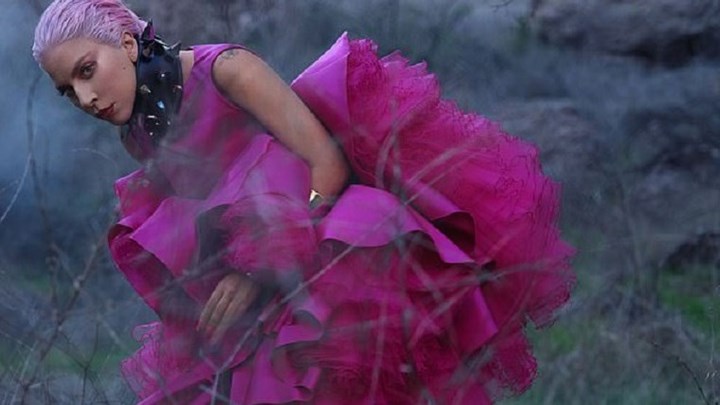 Lady Gaga: Έτοιμη για γάμο και παιδί – ΦΩΤΟ