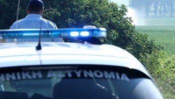 Κινηματογραφική καταδίωξη στην Πάτρα – Συγκρούστηκε με δύο οχήματα  και εμβόλισε μηχανή αστυνομικού