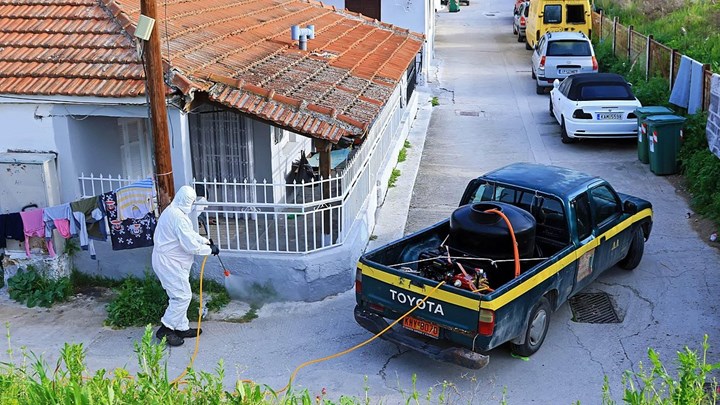 Κορονοϊός: Συναγερμός στη Λάρισα – Σε καραντίνα οικισμός Ρομά – 20 δείγματα θετικά στον ιό
