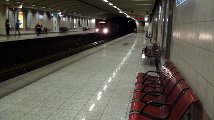 Καραμανλής: Αποζημίωση για τους κατόχους καρτών στα Μέσα Μαζικής Μεταφοράς – Πώς θα δοθεί