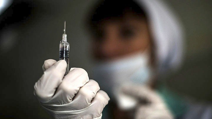 Ιταλία: Τέλη Απριλίου τα πρώτα τεστ εμβολίου για τον κορονοϊό στον άνθρωπο
