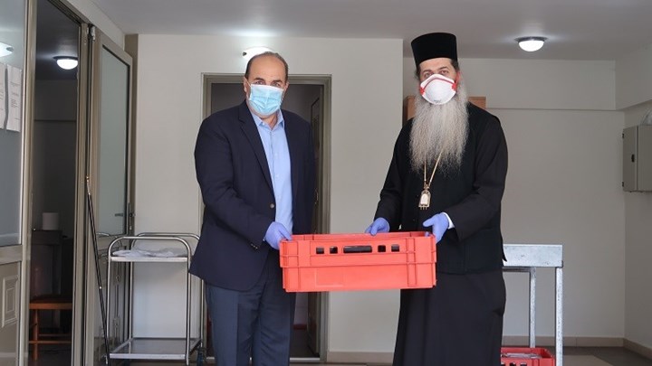 Ιερά Μητρόπολη Φθιώτιδος: Μένουμε σπίτι – Κανείς χωρίς φαγητό – ΦΩΤΟ