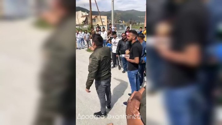Ξάνθη: Ένταση στο Δροσερό – Κάτοικοι φωνάζουν πως δεν έχουν κρούσματα – ΒΙΝΤΕΟ