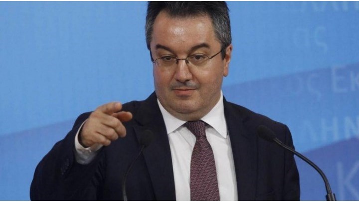 Κορονοϊός-Μόσιαλος: Γι’ αυτό είναι σημαντική η φυσική απόσταση – Δείτε το γράφημα – ΒΙΝΤΕΟ