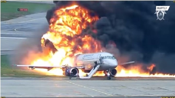 Συγκλονιστικό βίντεο-ντοκουμέντο από την αεροπορική τραγωδία στη Μόσχα