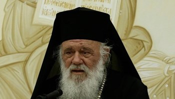 Ιερώνυμος: Απέναντι στη φθορά ολόφωτη η Χάρη της Αναστάσεως