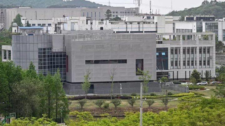 Τι απαντά το εργαστήριο στη Γουχάν στις κατηγορίες περί διαρροής του κορονοϊού