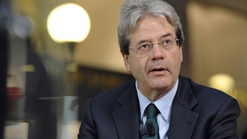 Τζεντιλόνι για κορονοϊό: Ενδέχεται να χρειαστεί 1,5 τρισ. ευρώ για την αντιμετώπιση της κρίσης