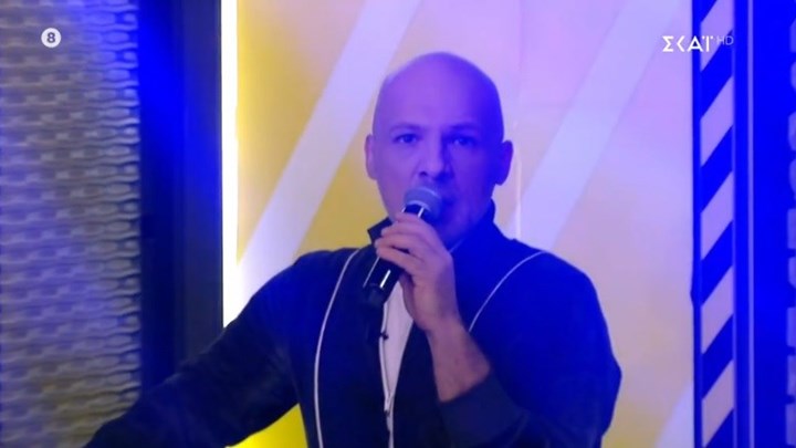 Επέστρεψε ο Νίκος Μουτσινάς σε… «Καραντίνα edition» – ΒΙΝΤΕΟ