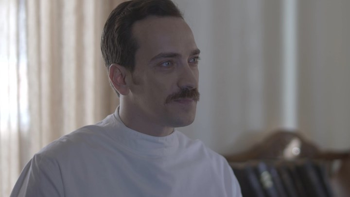 Δημήτρης Σαμόλης: Η εξομολόγηση για την πιο δύσκολη σκηνή στις Άγριες Μέλισσες