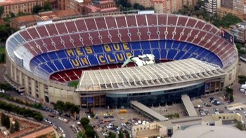 Κορονοϊός: Ιστορική απόφαση της Μπαρτσελόνα – Παραχωρεί την εμπορική ονομασία του “Καμπ Νου”