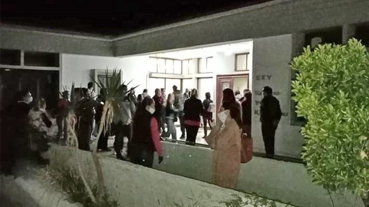 Κρανίδι: Μπαράζ ελέγχων σε πολίτες στο Κέντρο Υγείας της πόλης – ΦΩΤΟ