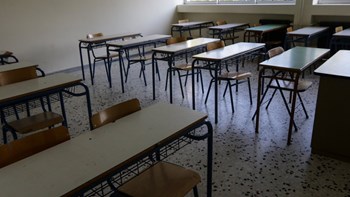 Σχολεία: Επιστροφή των μαθητών στα θρανία με… “βάρδιες” – Το πιθανότερο σενάριο