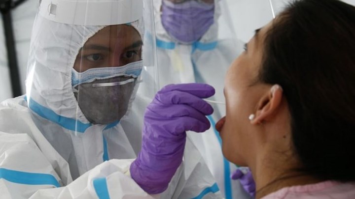 Κορονοϊός: Οι πολίτες διστάζουν να δώσουν πληροφορίες για τις επαφές τους – ΒΙΝΤΕΟ