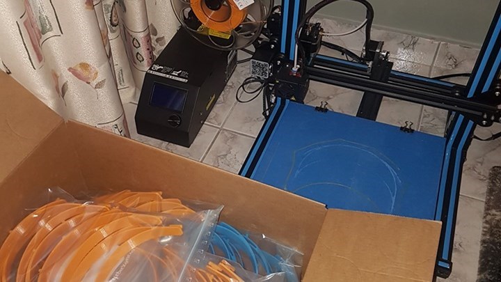 Κοζάνη: 16χρονος μαθητής εκτύπωσε τρισδιάστατα 30 προστατευτικές μάσκες και τις έστειλε στο Υπουργείο Υγείας – ΒΙΝΤΕΟ
