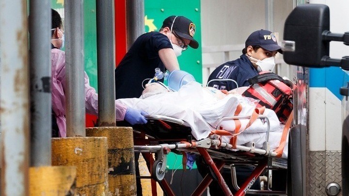 Κορονοϊός: Εννέα στους δέκα διασωληνωμένους στα νοσοκομεία της Νέας Υόρκης πεθαίνουν