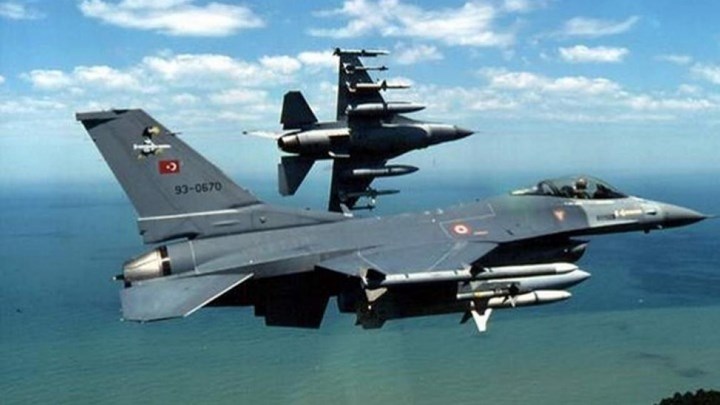 Δίδυμη πρόκληση τουρκικών F-16 πάνω από Οινούσσες και Παναγιά