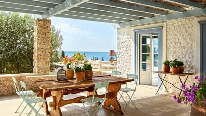 Κορονοϊός: Πότε θα μπορούμε να πάμε στα εξοχικά μας χωρίς να διαλυθούν… τα υδραυλικά – ΒΙΝΤΕΟ