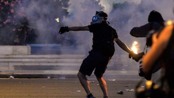 Επίθεση με μολότοφ σε σύνδεσμο του Ολυμπιακού