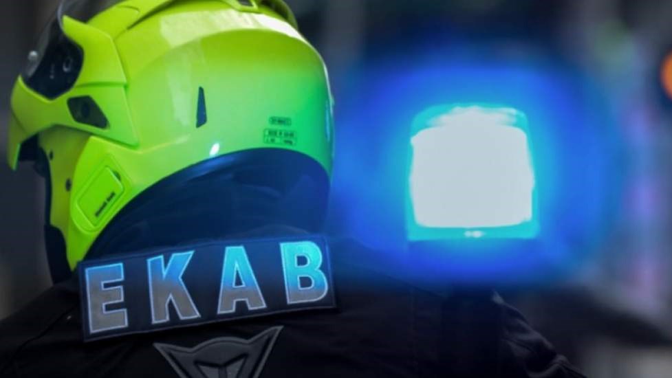 Κορονοϊός: Η συγκινητική ιστορία διάσωσης ενός 78χρονου από δικυκλιστή του ΕΚΑΒ – ΦΩΤΟ