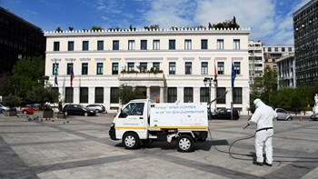 ΟΜΙΛΟΣ ΕΛΠΕ: Δωρεάν καύσιμα ΕΚΟ στον Δήμο Αθηναίων για τον στόλο απολυμάνσεων