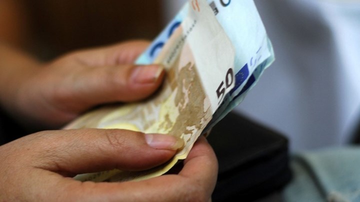 Επίδομα 600 ευρώ: Πώς θα το πάρουν 190.000 επιστήμονες – Τι εξετάζει το υπουργείο Εργασίας