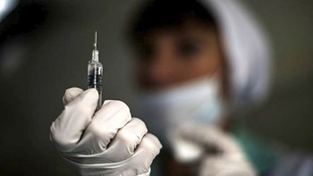 Εμβόλιο για τον κορονοϊό “πιθανότατα στις αρχές του 2021” – ΒΙΝΤΕΟ