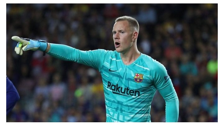 Μπαρτσελόνα: Στον «αέρα» η ανανέωση του Τερ Στέγκεν