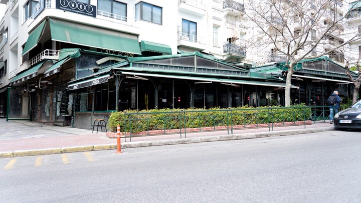 Άρση μέτρων: Πότε ανοίγουν εστιατόρια και μπαρ