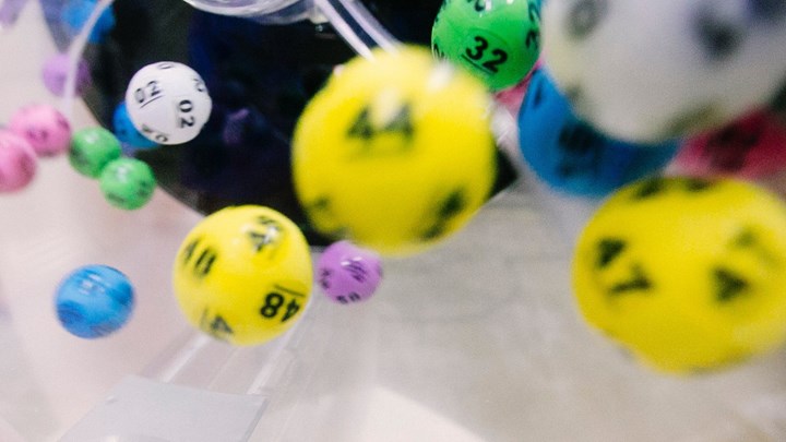 Κέρδισε δύο φορές στο τζάκποτ του Powerball – Έπαιζε τους ίδιους αριθμούς για 30 χρόνια
