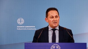 Πέτσας: Θα είναι βαριά τα πρόστιμα για συνωστισμό – Τι είπε για το ενδεχόμενο εκλογών