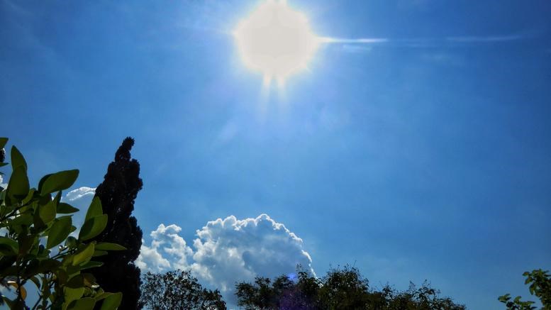 Καιρός: Ηλιοφάνεια με άνοδο της θερμοκρασίας – Πού θα δούμε 26άρια