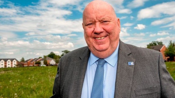 “Καμπανάκι” από τον δήμαρχο του Λίβερπουλ: Διακόψτε το πρωτάθλημα, θα βγει ο κόσμος να πανηγυρίσει