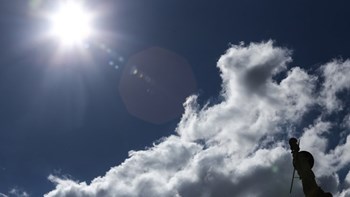 Καιρός: Πρωτομαγιά με ηλιοφάνεια και υψηλές θερμοκρασίες