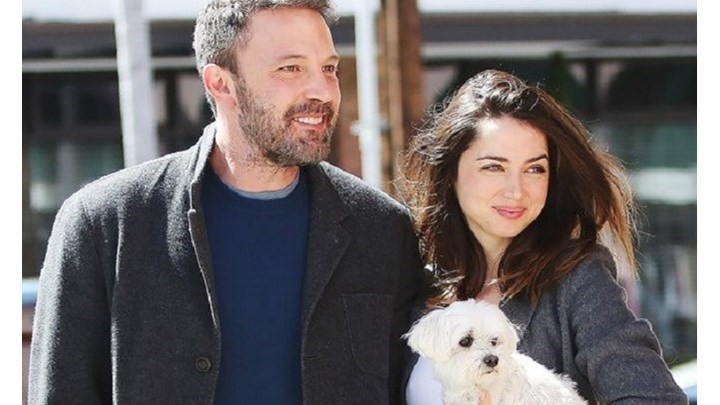 Μπεν Άφλεκ: Επιβεβαίωσε τη σχέση του με την 32χρονη καλλονή – Η πρώτη κοινή φωτογραφία