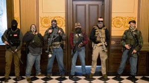 Κορονοϊός: Οπλισμένοι οπαδοί του Τραμπ μπούκαραν στο Καπιτώλιο – ΒΙΝΤΕΟ