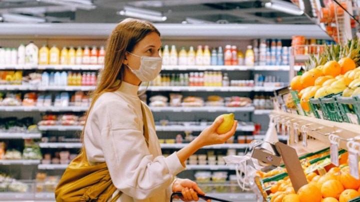 Κορονοϊός: Τι θα ισχύσει για τη χρήση μάσκας στα σούπερ μάρκετ – Τι είπε ο Στέλιος Πέτσας