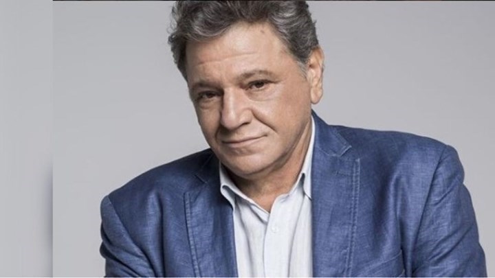 Παρτσαλάκης: Βόλτα στην παραλία με τον γιο του μετά την περιπέτεια με την υγεία του – ΦΩΤΟ