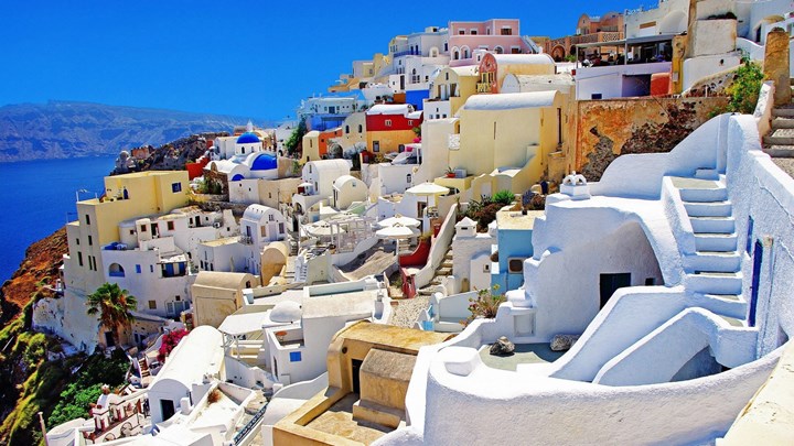 Ξένα ΜΜΕ: Επικεντρώνονται στην έναρξη της τουριστικής σεζόν στην Ελλάδα