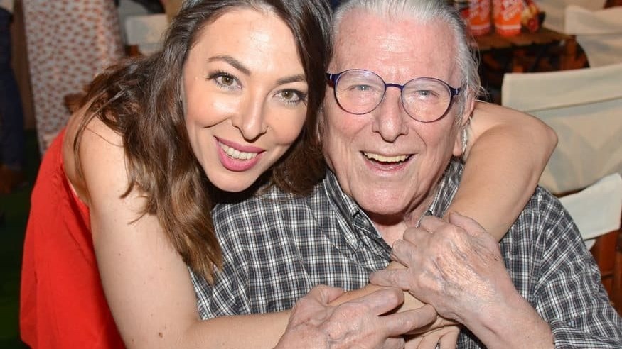 Αλίκη Κατσαβού: Η φωτογραφία του Κώστα Βουτσά και το μήνυμα για τις δύσκολες στιγμές λόγω κορονοϊού