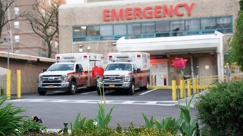 Νέα Υόρκη: 15 παιδιά νοσηλεύθηκαν με σπάνιο σύνδρομο – Πώς συνδέεται με τον κορονοϊό