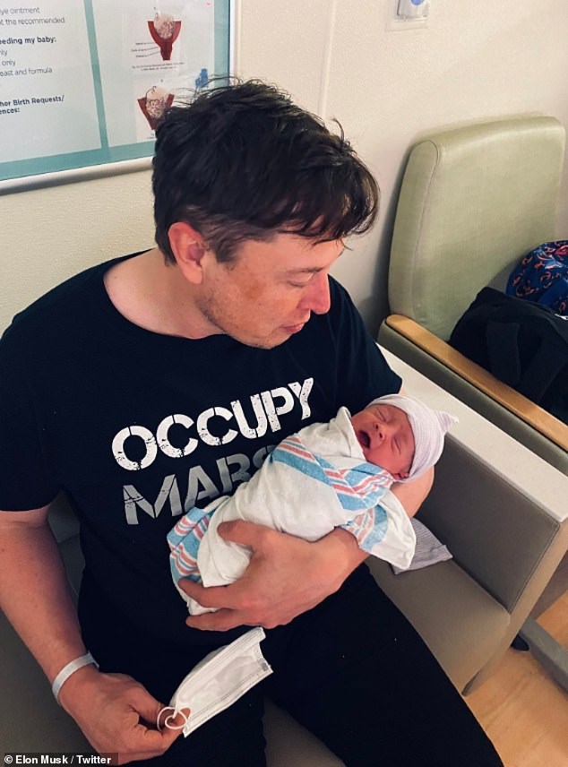 Έλον Μασκ: Έγινε πατέρας για έκτη φορά – Η πρώτη φωτογραφία του μωρού
