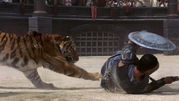 Η αποκάλυψη του σκηνοθέτη του “Μονομάχου” για τη σκηνή που πάγωσε το αίμα του Ράσελ Κρόου – ΒΙΝΤΕΟ