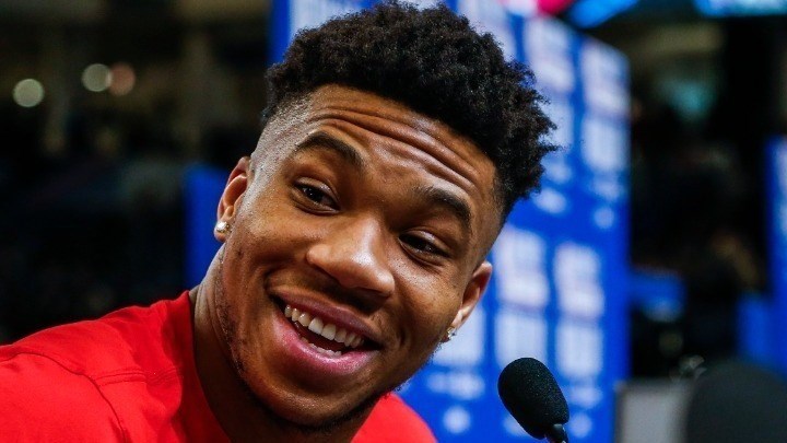 Αντετοκούνμπο: Να πιστεύετε πάντα στα όνειρα σας – Το ΒΙΝΤΕΟ από τα παιδικά του χρόνια