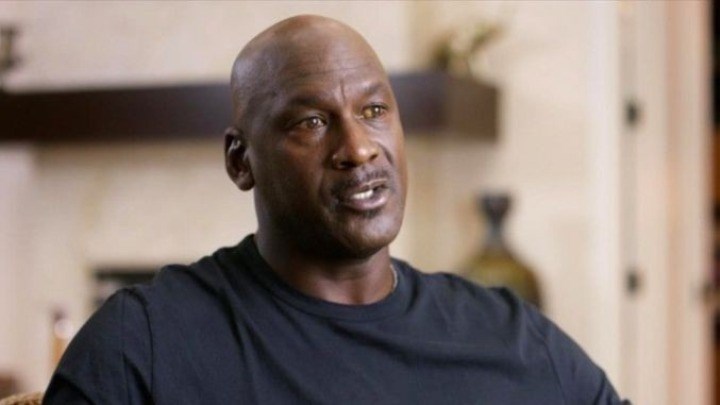 The Last Dance: Γιατί τα μάτια του Τζόρνταν έχουν κίτρινη απόχρωση;