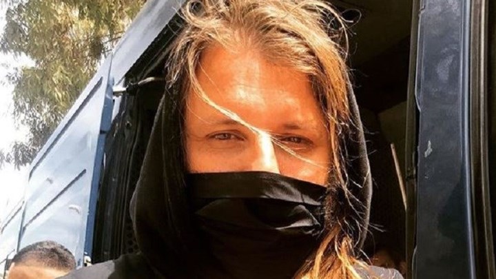 Νεκτάριος Νικολόπουλος: Ανέβασε φωτογραφία με χειροπέδες στο Instagram – ΦΩΤΟ