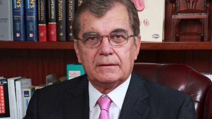 Πέθανε ο Δημήτρης Κρεμαστινός – Έχασε τη μάχη με τον κορονοϊό