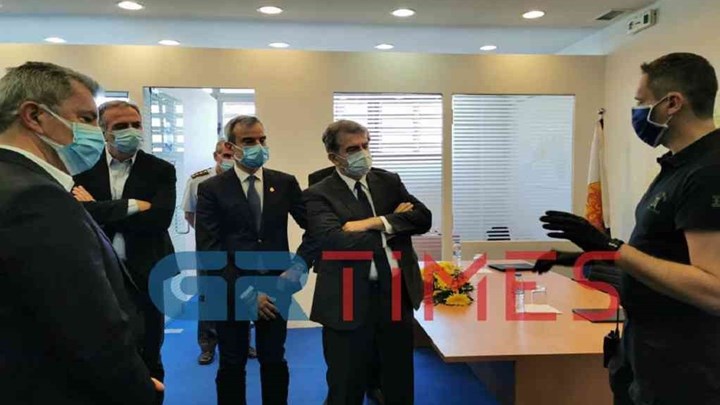 Χρυσοχοΐδης από Θεσσαλονίκη: Οι αστυνομικοί έδωσαν μάχη στον Έβρο – Τι είπε για τις συγκεντρώσεις – ΒΙΝΤΕΟ