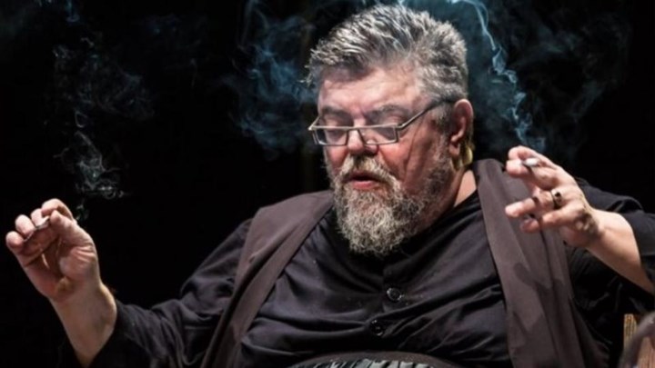 Σταμάτης Κραουνάκης: Βγήκε η “υπουργός καναπές” και μοίρασε ψίχουλα – Δεν είμαστε επαίτες