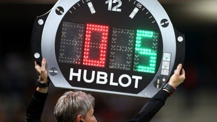 FIFA: Ενέκρινε τις πέντε αλλαγές